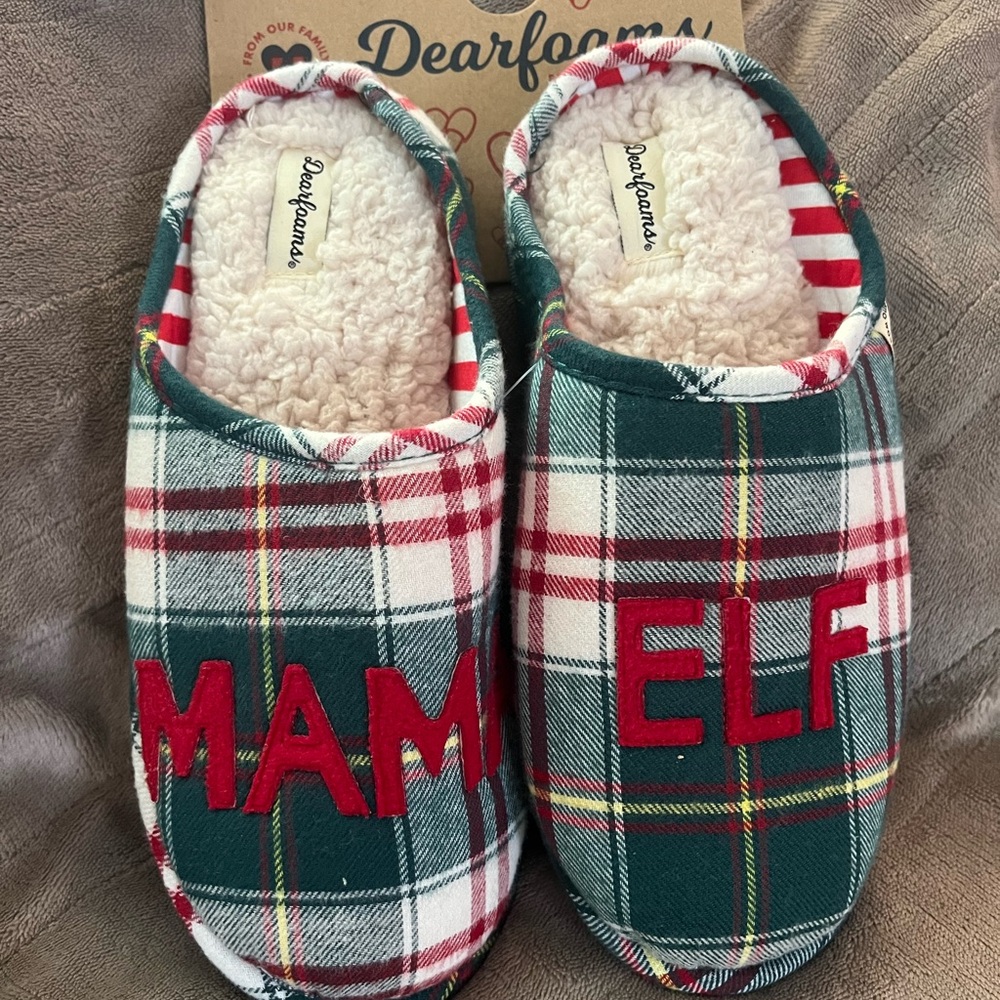Dearfoams Festive Plaid Slippers with MAM ELF Design